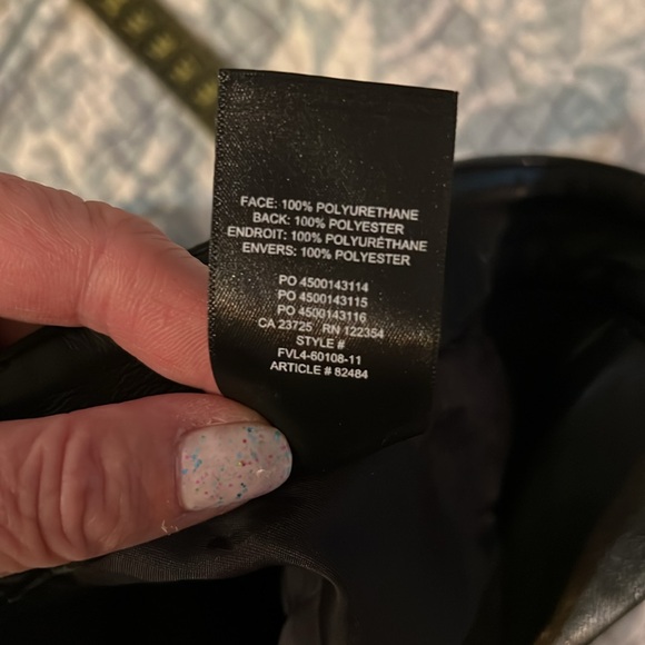 Aritzia Wilfred The Melina Pant Polyurethane size 0 worn twice Minimal wrinkles - Picture 11 of 11